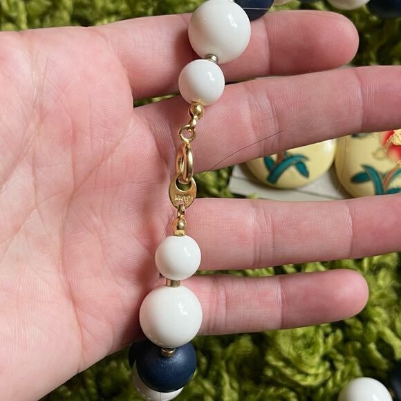 VINTAGE CERAMIC NECKLACE EARRING SET - Picture 3 of 7